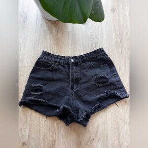 Shein Jean shorts, M 🖤